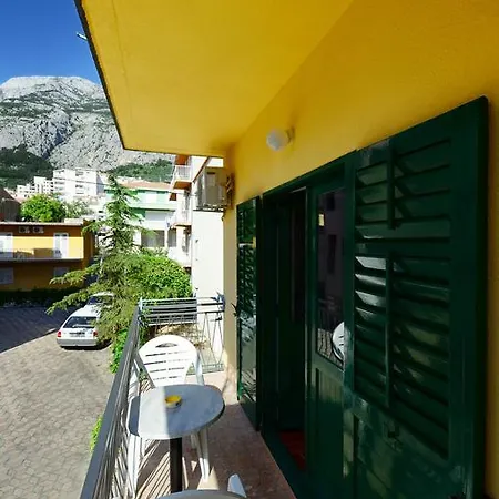 Apartments Josko Makarska Exterior photo
